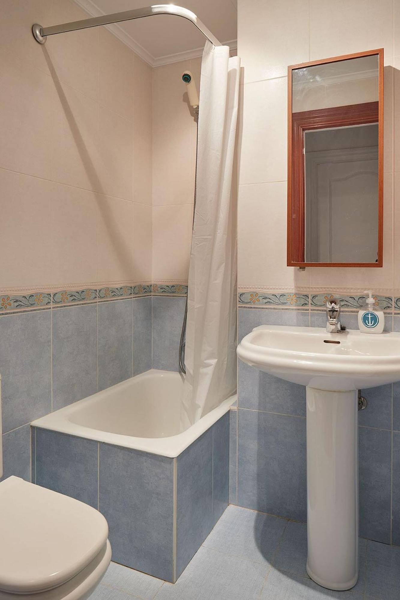 Earra - Casa Trini - Centro Y 2 Min De La Playa Lejlighed Zarautz Eksteriør billede
