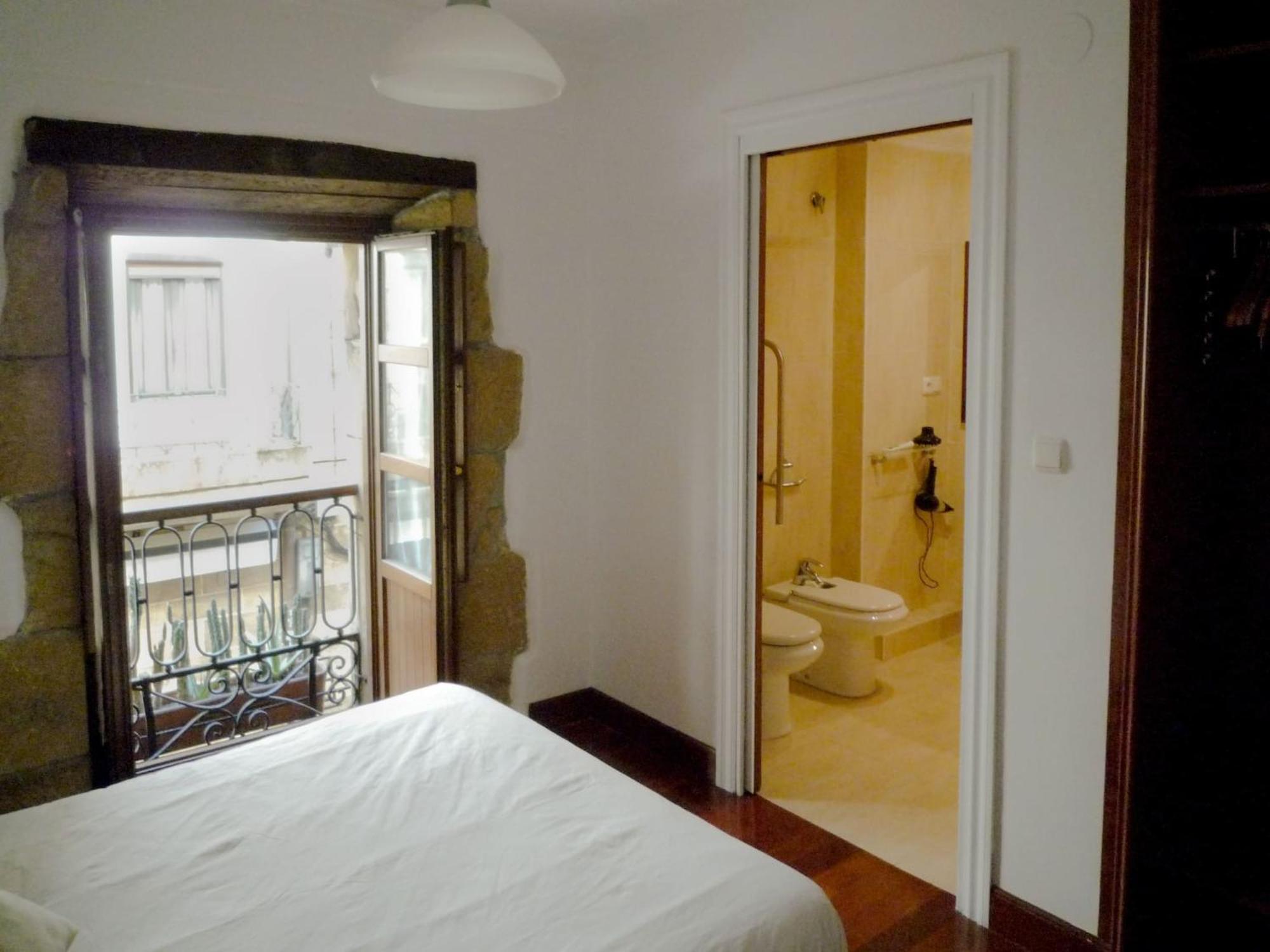 Earra - Casa Trini - Centro Y 2 Min De La Playa Lejlighed Zarautz Eksteriør billede