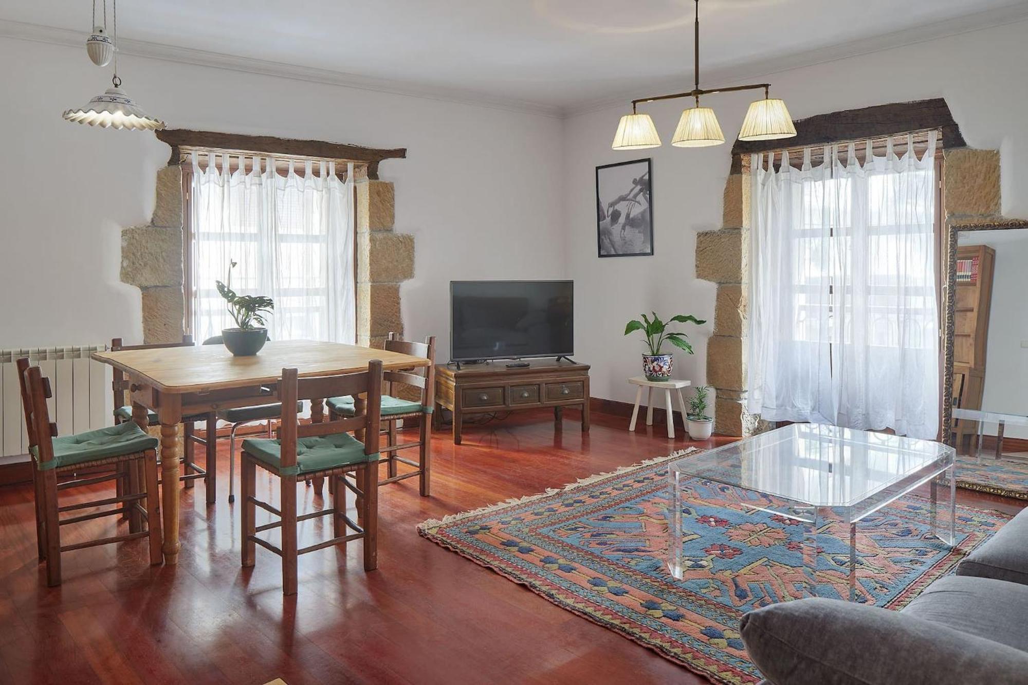Earra - Casa Trini - Centro Y 2 Min De La Playa Lejlighed Zarautz Eksteriør billede
